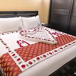 Rose Suite Operated By Suite Hotel Management